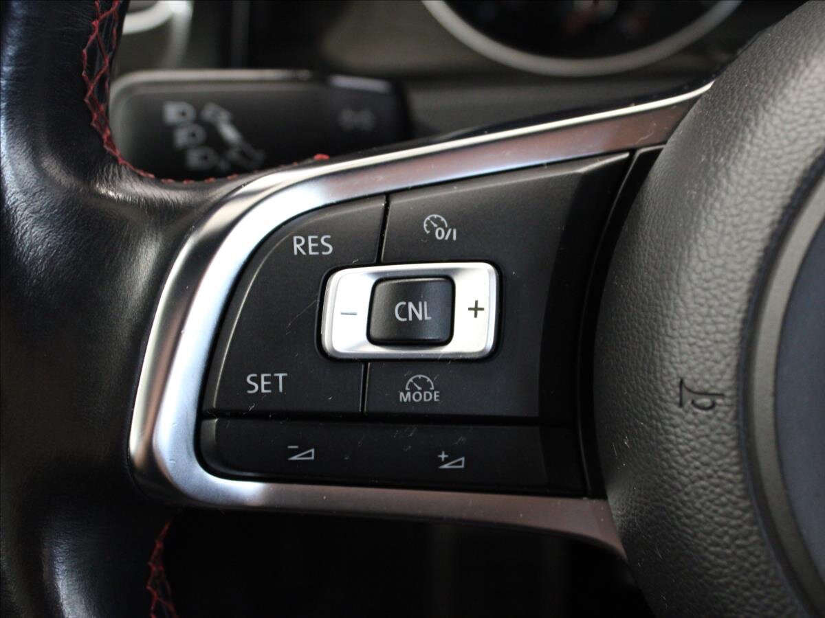 Volkswagen Golf Hatchback 2,0 l 169 kw