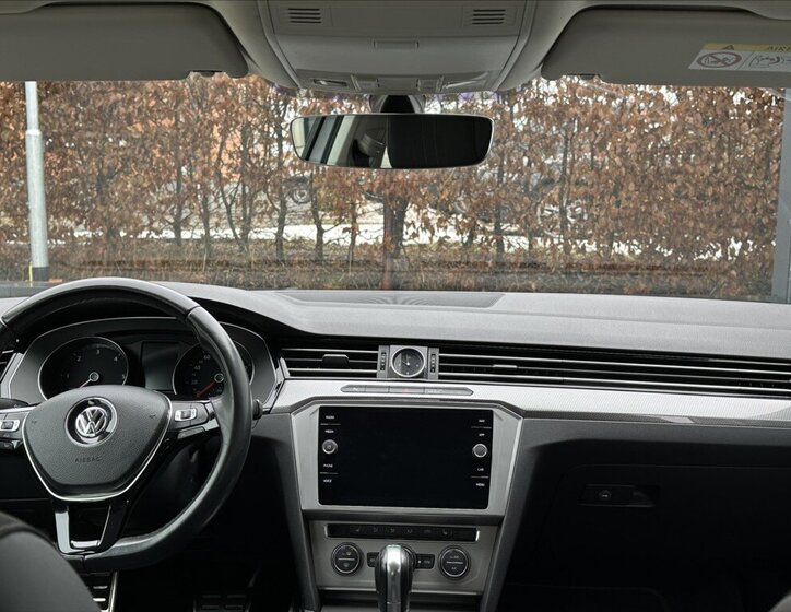 Volkswagen Passat Kombi 2,0 l 140 kw