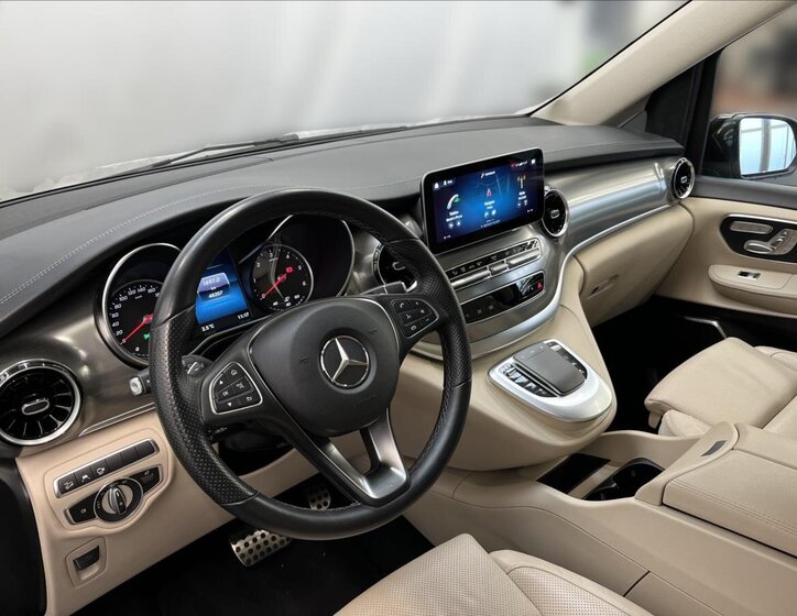 Mercedes-Benz Třídy V MPV 2,0 l 174 kw