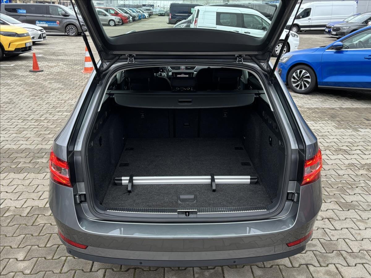 Škoda Superb Kombi 2,0 l 110 kw