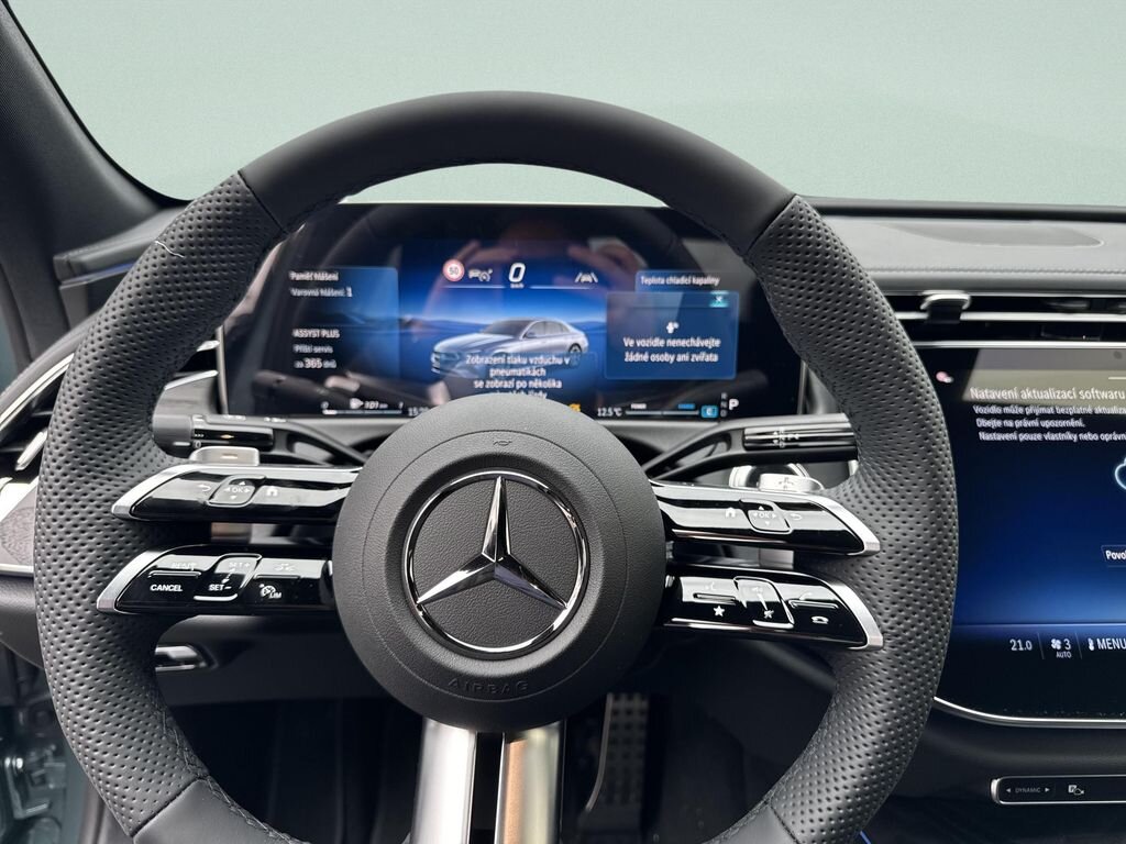 Mercedes-Benz Třídy E Sedan / Limuzína 2,0 l 167 kw