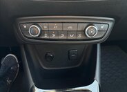 Opel Crossland SUV / Terénní 1,2 l 96 kw