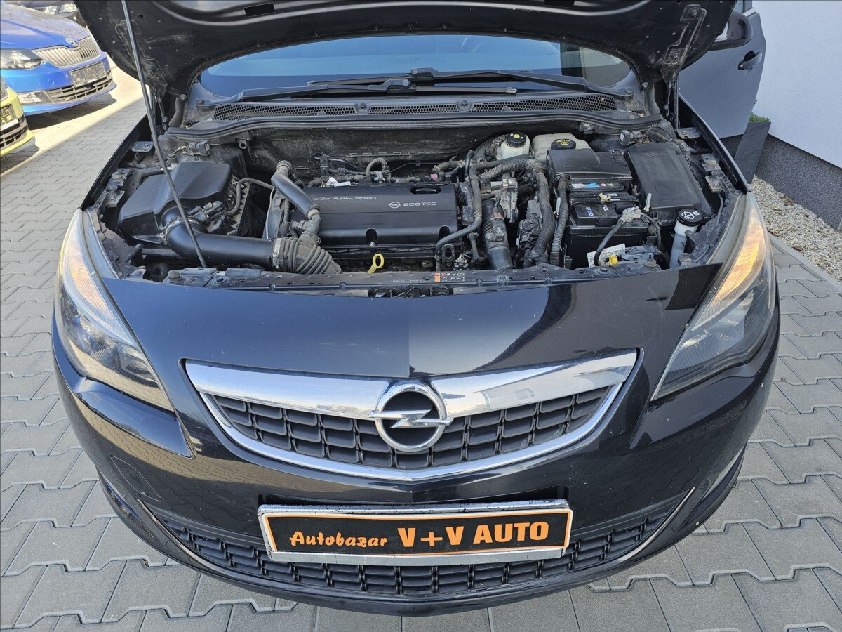 Opel Astra Hatchback 1,6 l 132 kw