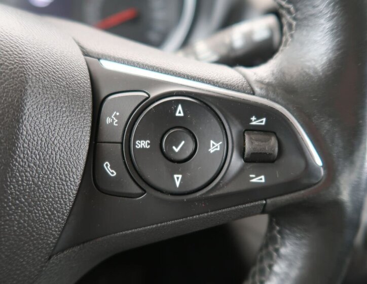 Opel Combo MPV 1,5 l 96 kw