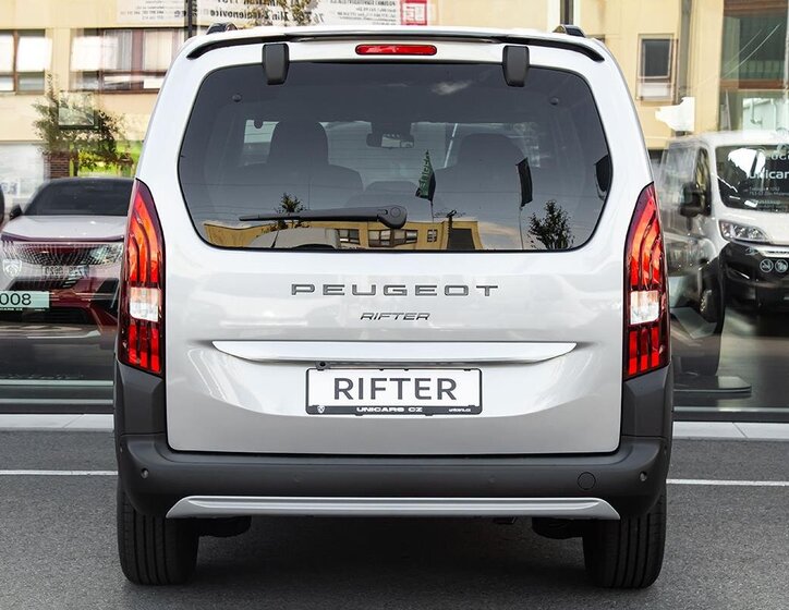 Peugeot Rifter MPV 1,5 l 96 kw