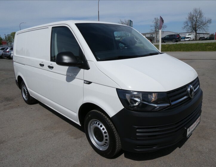 Volkswagen Transporter Skříň 2,0 l 75 kw