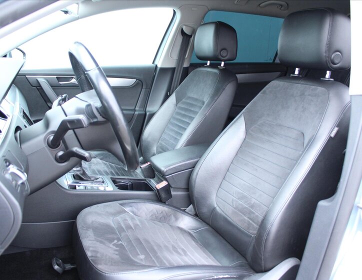 Volkswagen Passat Kombi 2,0 l 103 kw