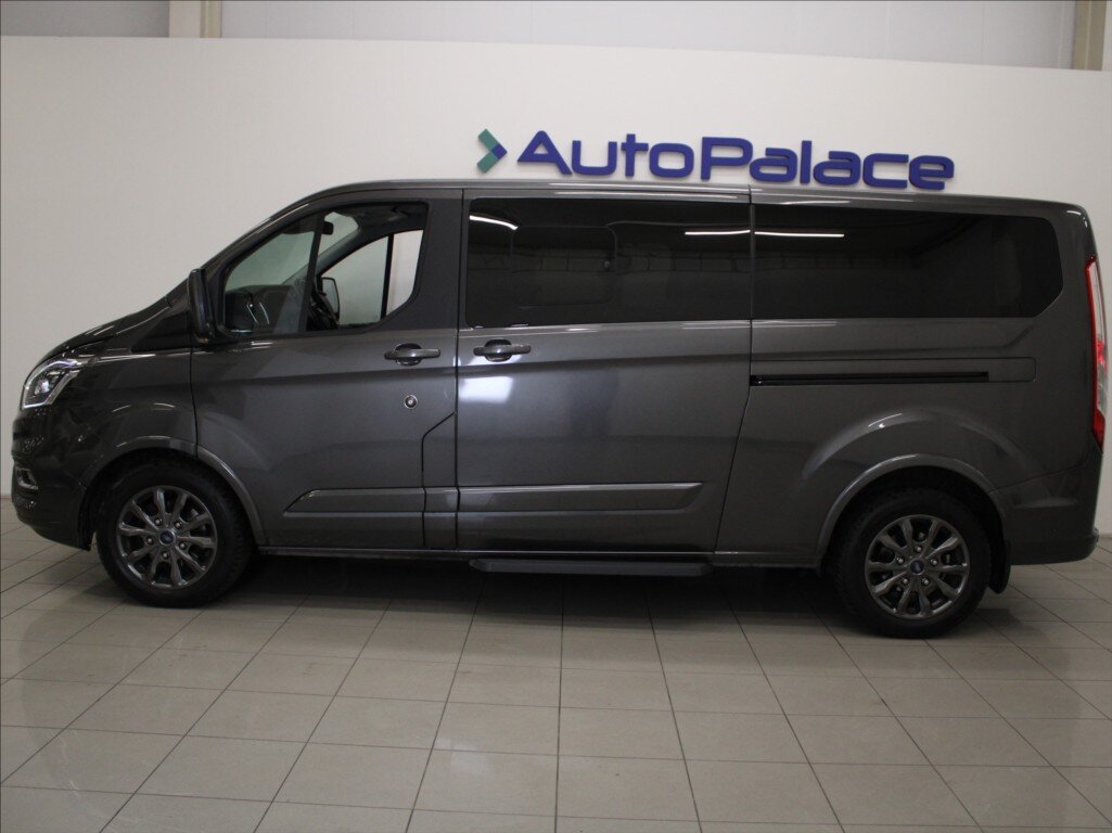 Ford Tourneo Custom MPV 2,0 l 136 kw
