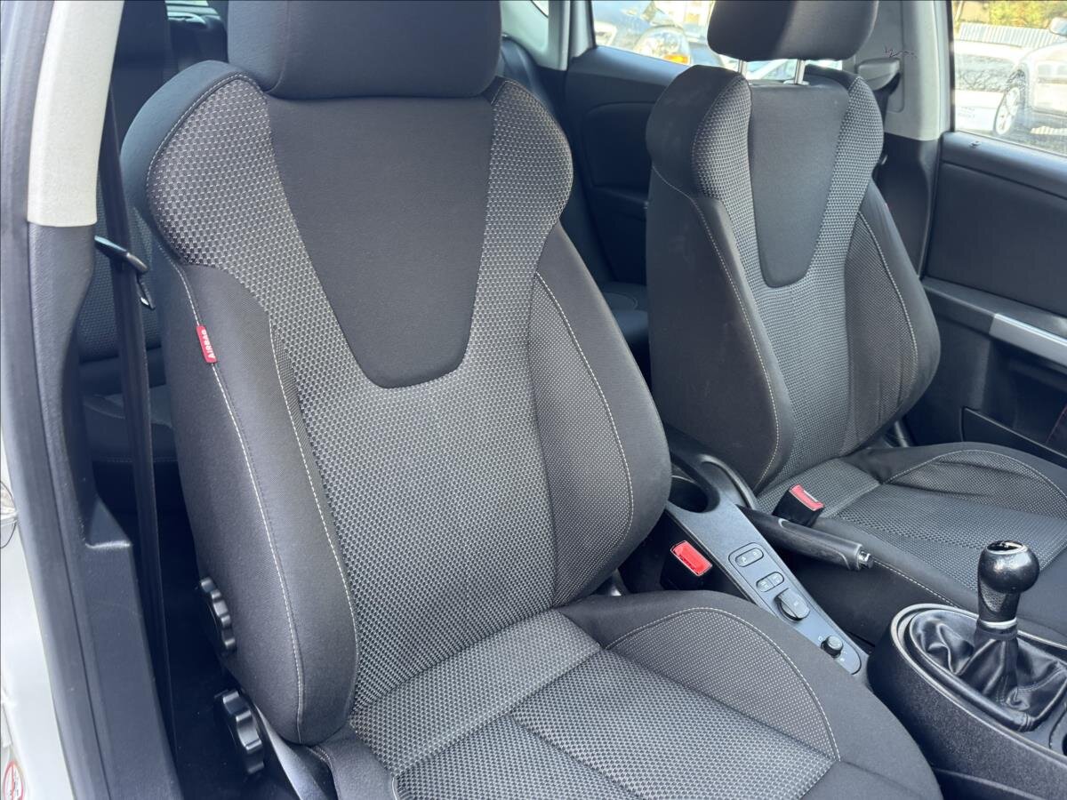 Seat Leon Hatchback 1,4 l 92 kw