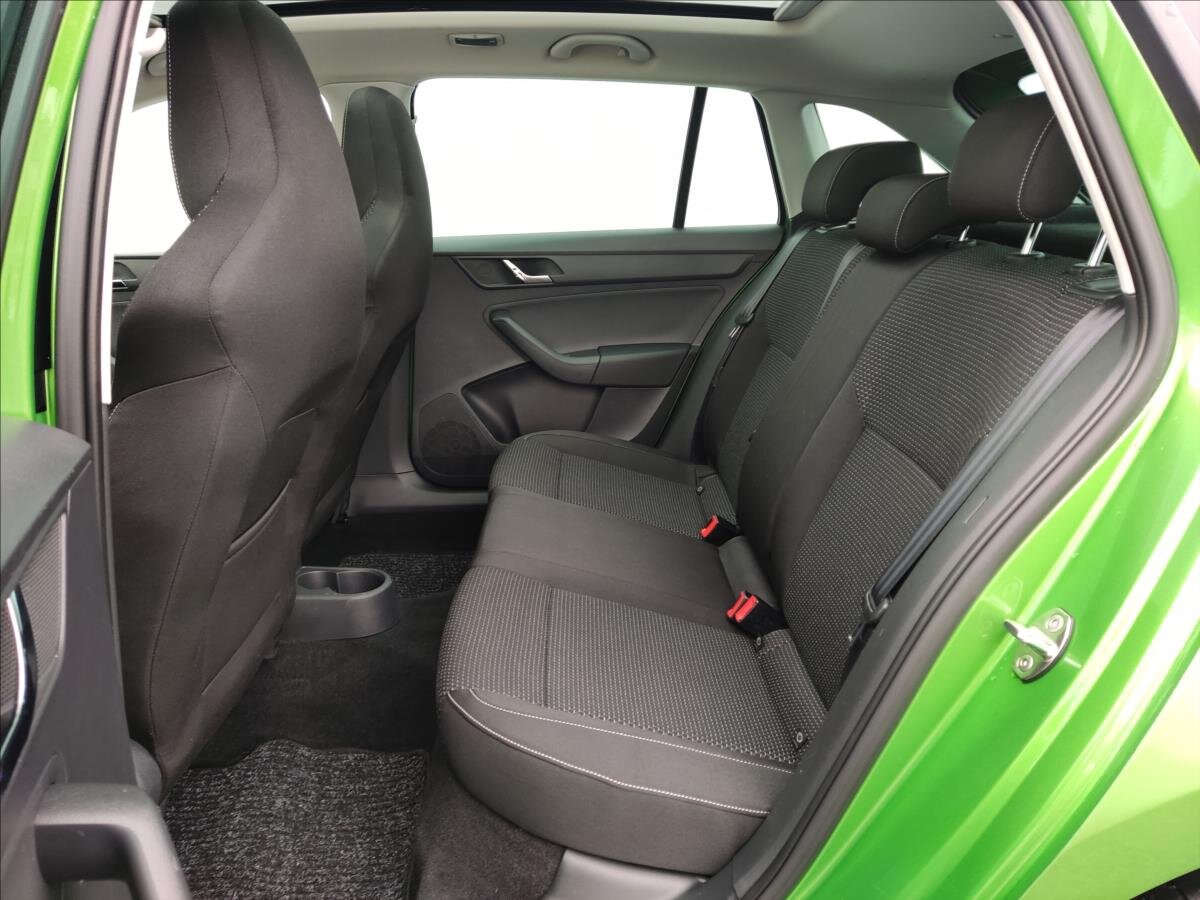 Škoda Rapid Hatchback 1,2 l 63 kw