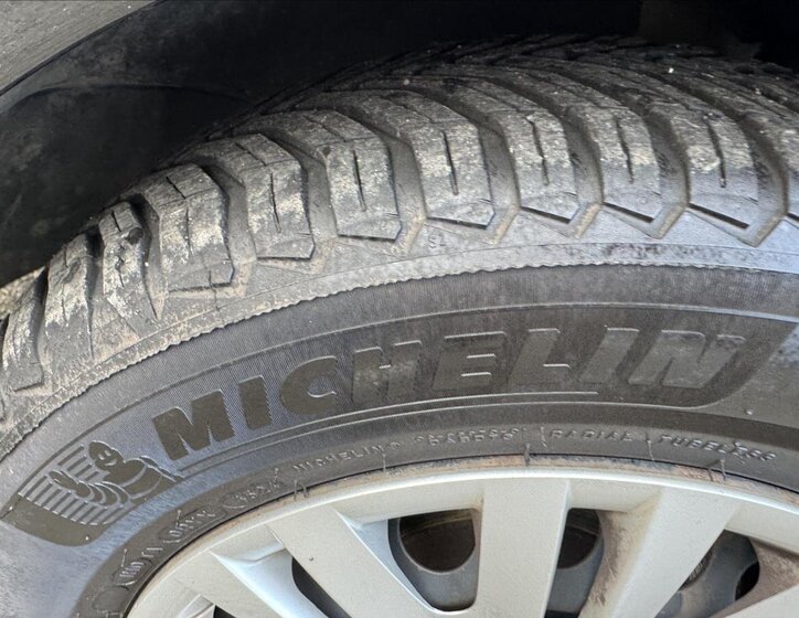 Volkswagen Golf Hatchback 1,6 l 77 kw