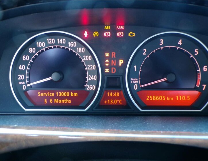 BMW Řada 7 Sedan / Limuzína 3,6 l 200 kw