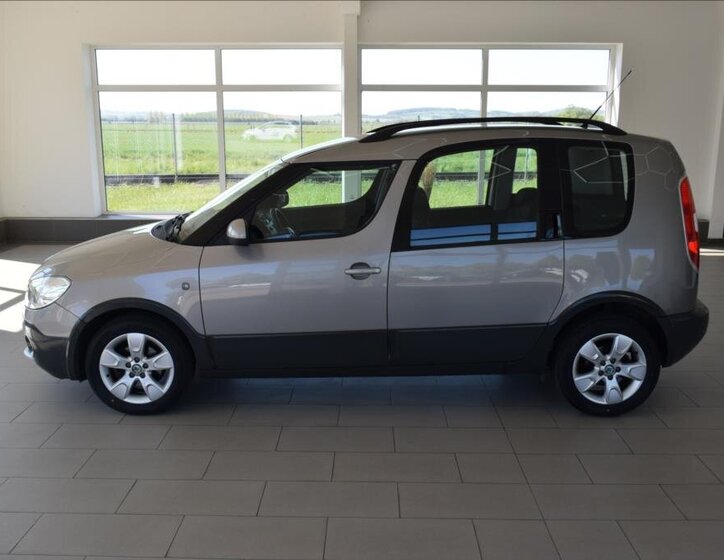 Škoda Roomster Kombi 1,2 l 63 kw