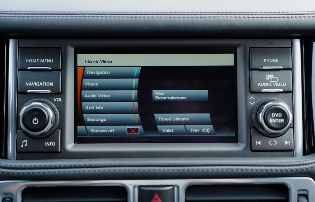 Land Rover Range Rover SUV / Terénní 4,4 l 230 kw