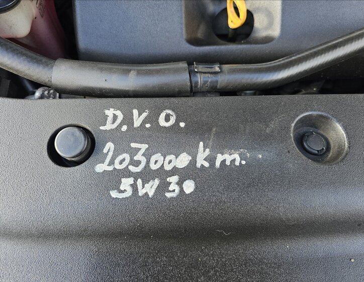 Toyota RAV4 Kombi 2,2 l 100 kw