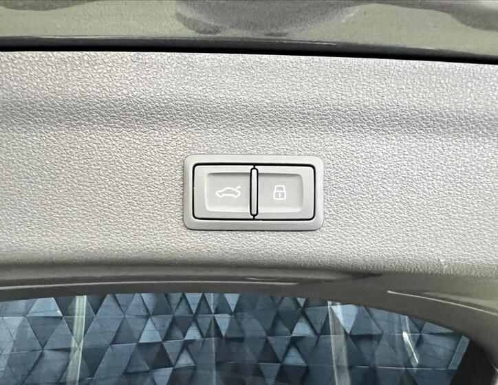 Mercedes-Benz GLC 14