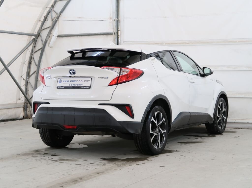 Toyota C-HR SUV 1,8 l 72 kw