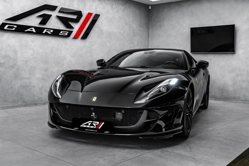 Ferrari 812
