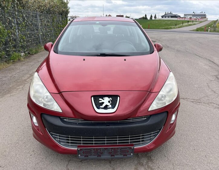 Peugeot 308 Hatchback 1,4 l 72 kw