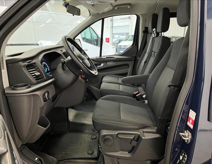 Ford Transit Custom Kombi 2,0 l 96 kw