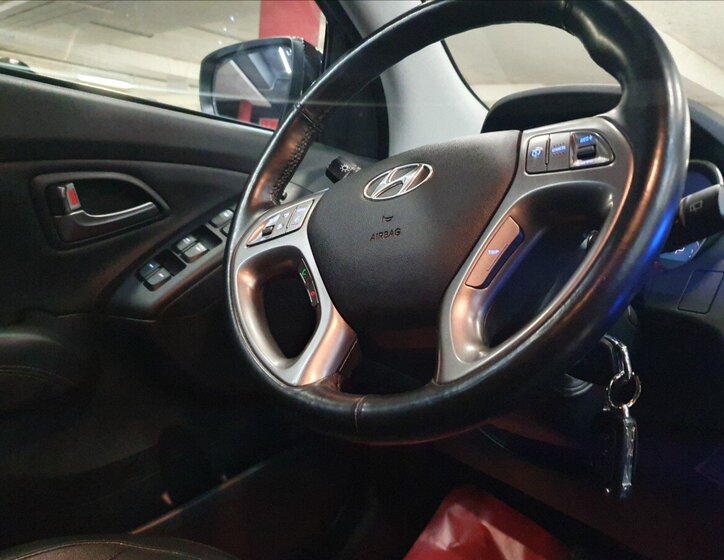 Hyundai ix35 SUV 2,0 l 122 kw