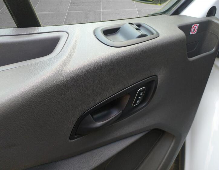 Ford Transit 13