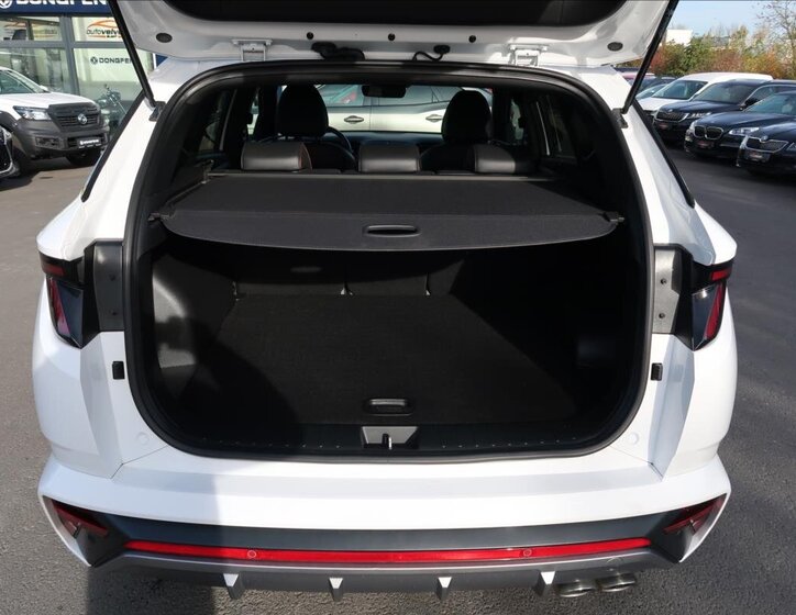 Hyundai Tucson SUV 1,6 l 110 kw