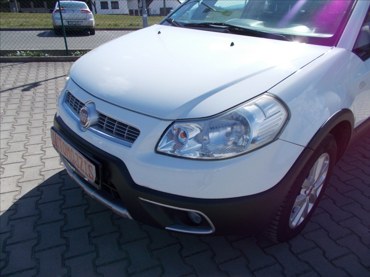 Fiat Sedici Hatchback 1,6 l 88 kw