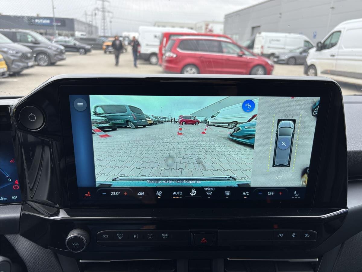 Ford Tourneo Custom MPV 0,0 160 kw