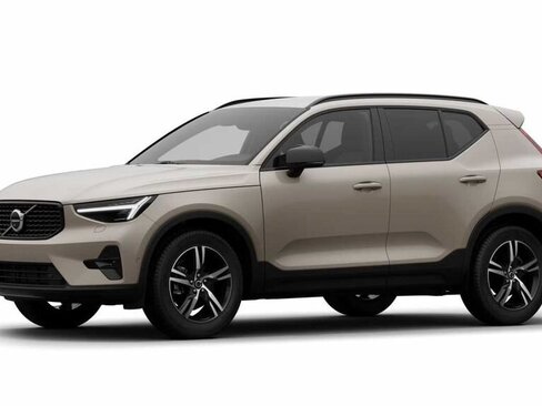 Volvo XC40 SUV / Terénní 2,0 l 145 kw