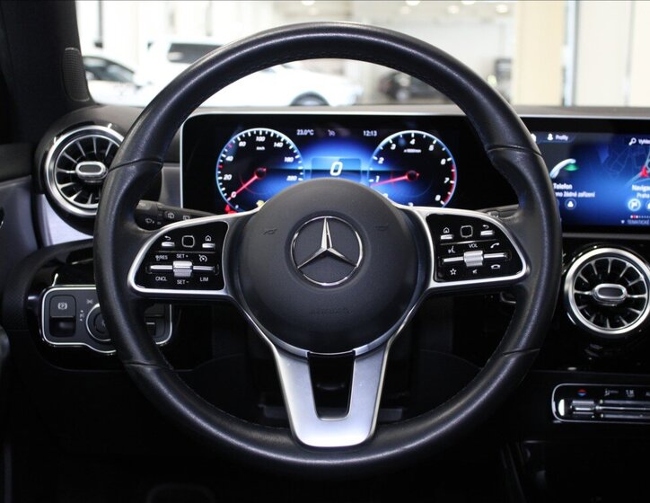 Mercedes-Benz Třídy A 9