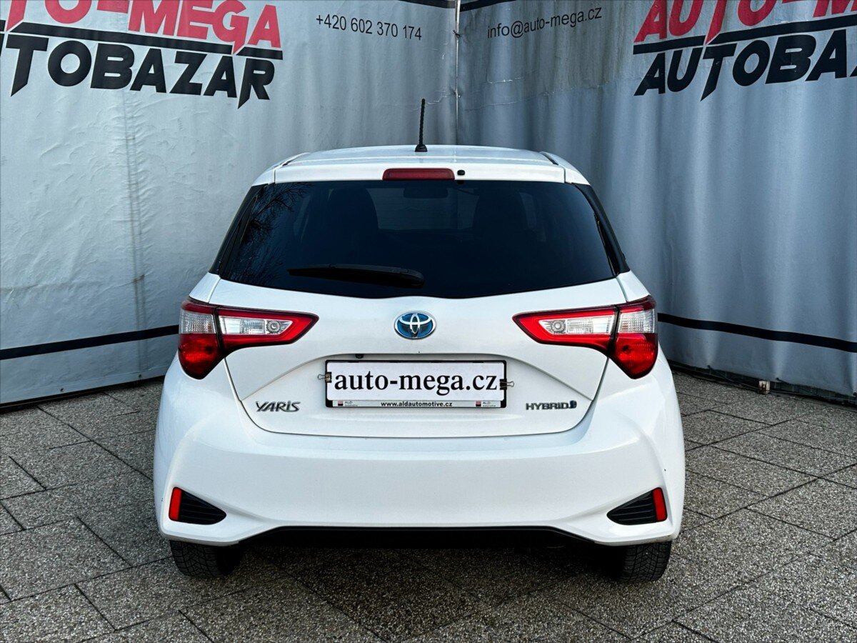 Toyota Yaris Kombi 1,5 l 54 kw