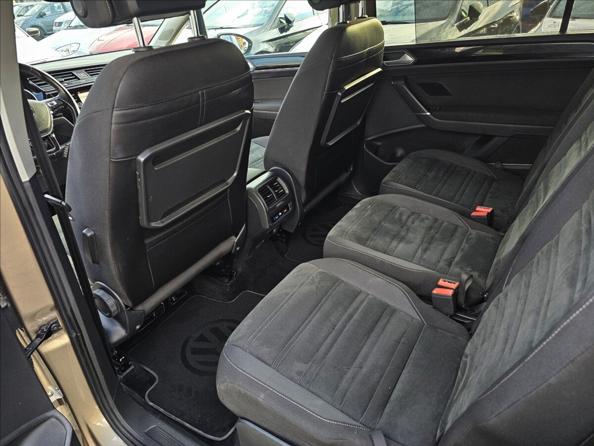 Volkswagen Touran Kombi 1,4 l 110 kw