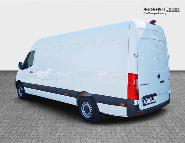 Mercedes-Benz Sprinter 3