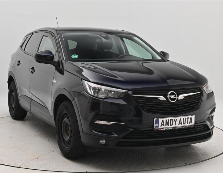 Opel Grandland X SUV 1,6 l 88 kw