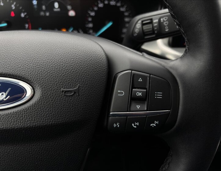 Ford Focus Kombi 999,0 114 kw