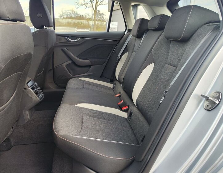 Škoda Kamiq SUV / Terénní 1,5 l 110 kw