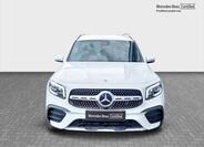 Mercedes-Benz GLB 8