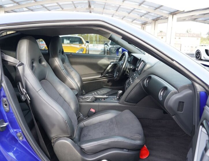 Nissan GT-R Kupé 3,8 l 450 kw