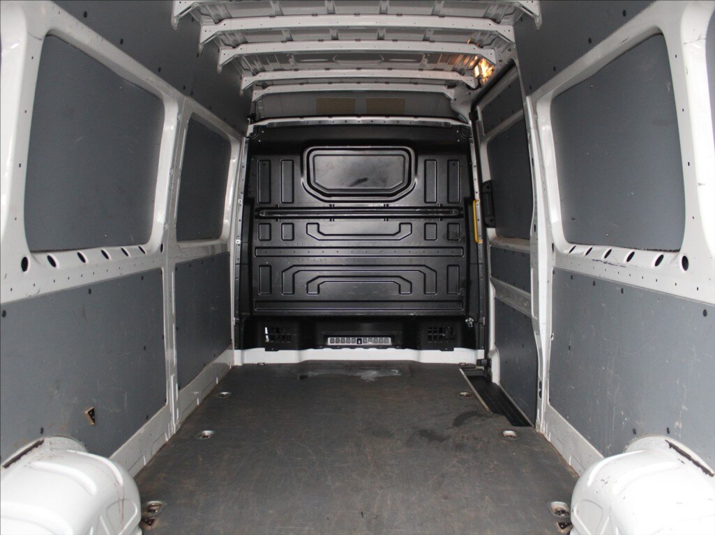 Volkswagen Crafter Skříň 2,0 l 103 kw