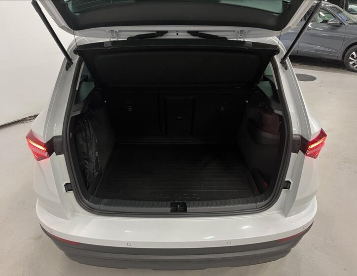 Škoda Karoq SUV / Terénní 1,5 l 110 kw