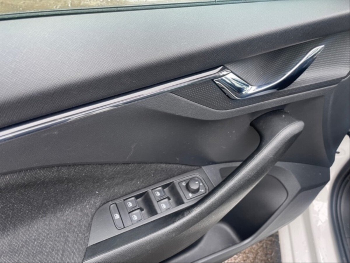 Škoda Scala Hatchback 1,5 l 110 kw