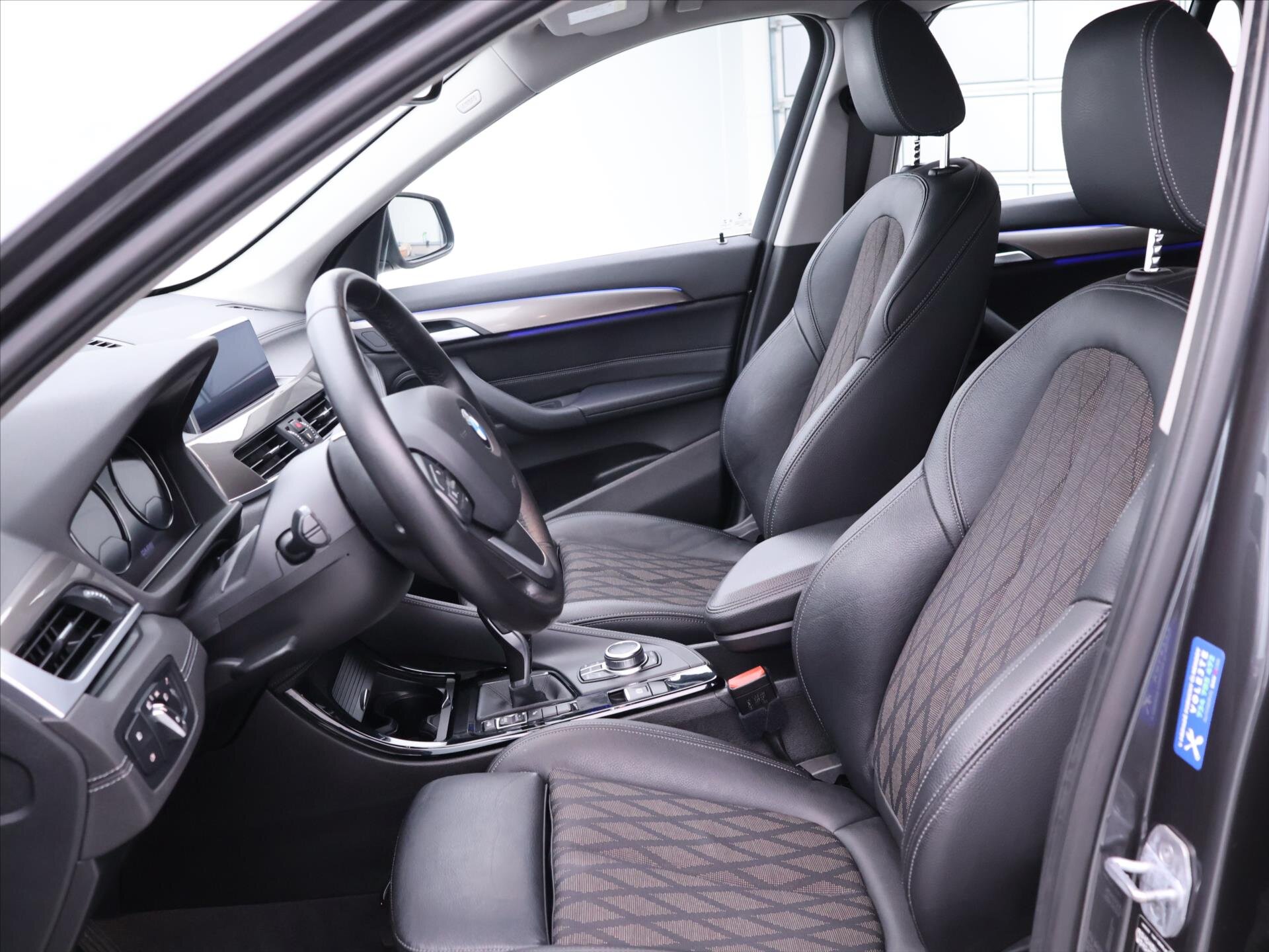 BMW X1 SUV 1,5 l 100 kw