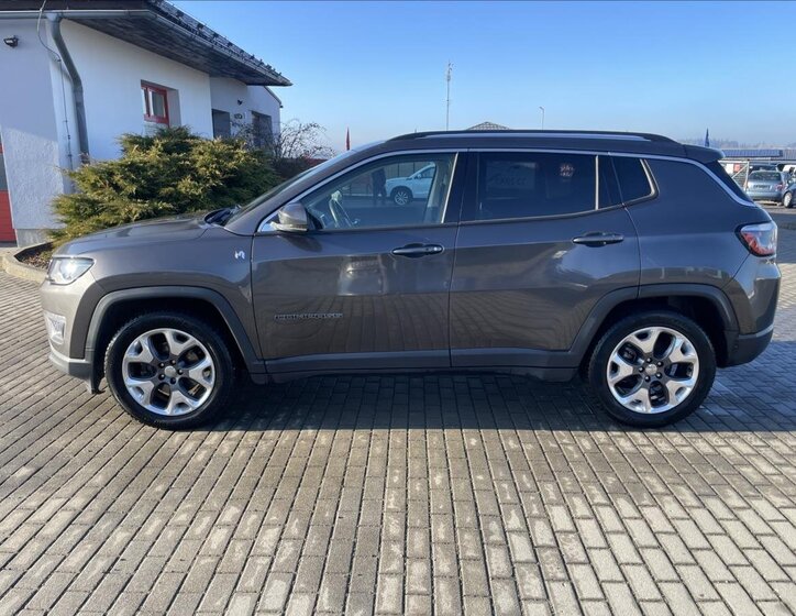 Jeep Compass 2