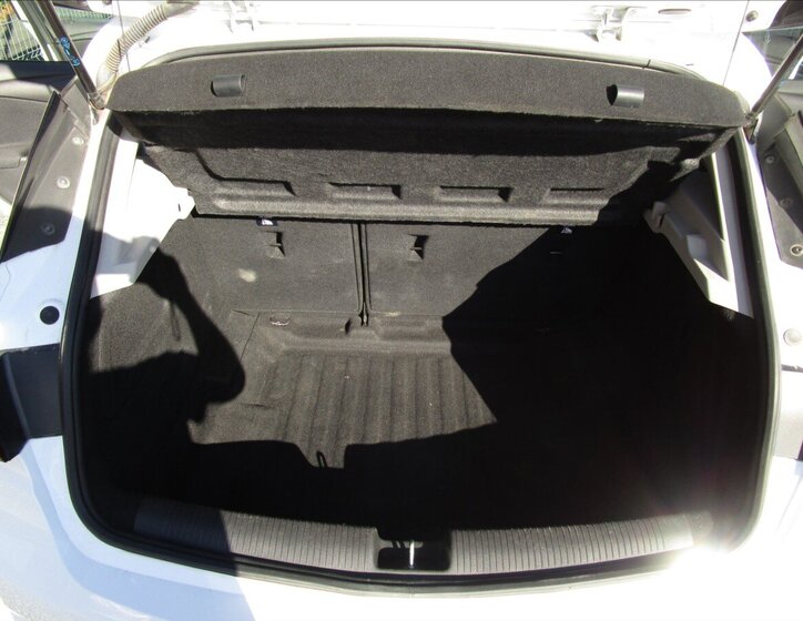 Opel Astra Hatchback 999,0 77 kw