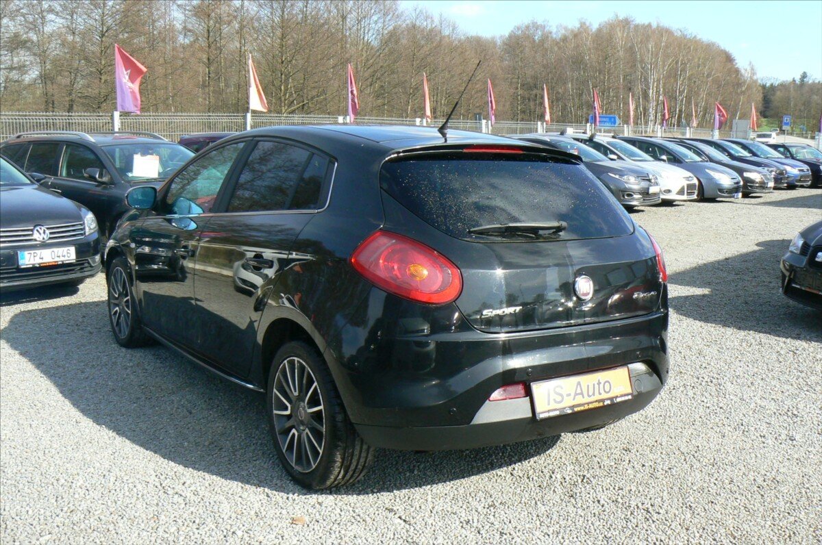 Fiat Bravo Hatchback 1,6 l 88 kw