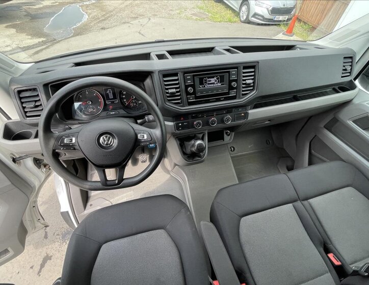 Volkswagen Crafter 6