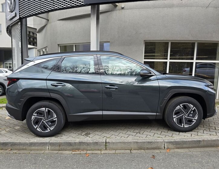 Hyundai Tucson SUV / Terénní 1,6 l 110 kw