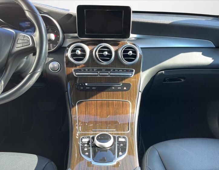 Mercedes-Benz GLC 11