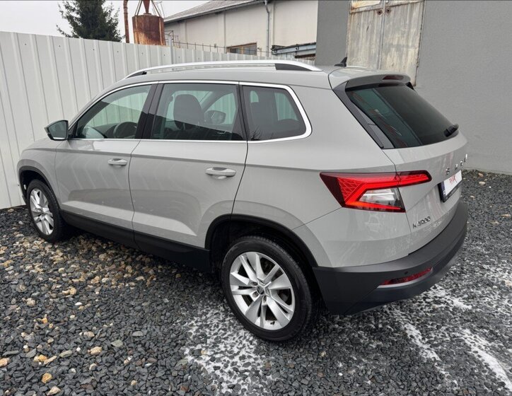 Škoda Karoq 10